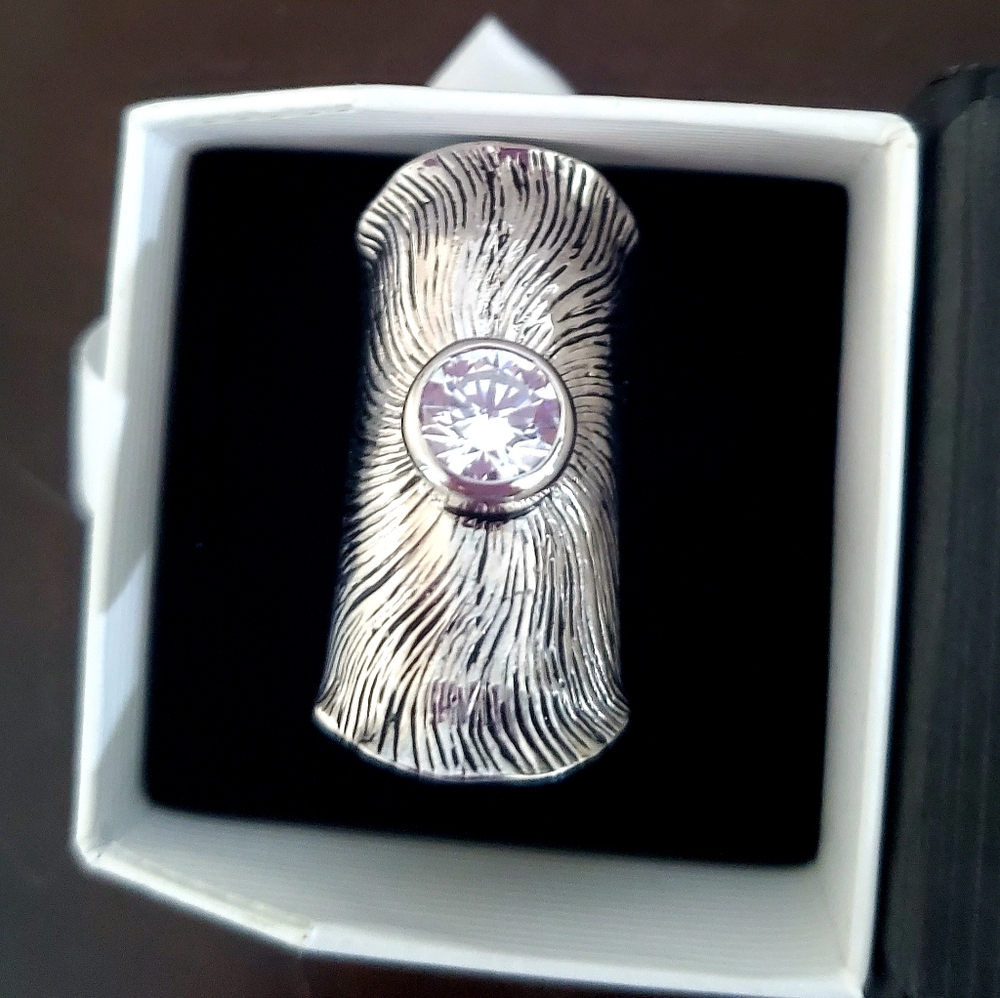 Rhodium over sterling silver ring - Picture 5 of 8